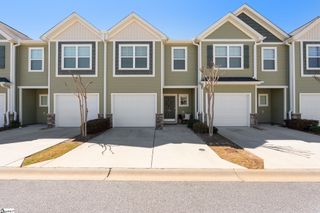 216 Button Willow Street, Taylors, SC 29687