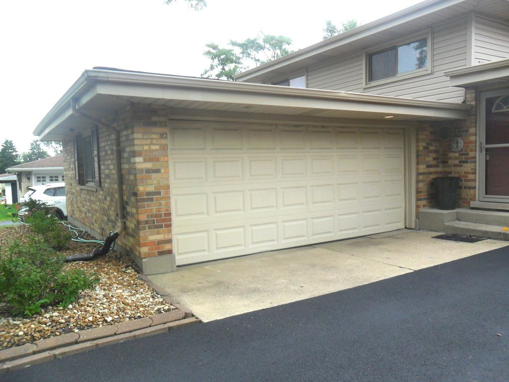 8501 S Kean Avenue, Hickory Hills, IL 60457 — photo 3