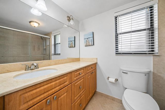 2900 SW 22nd Circle 221f, Delray Beach, FL 33445