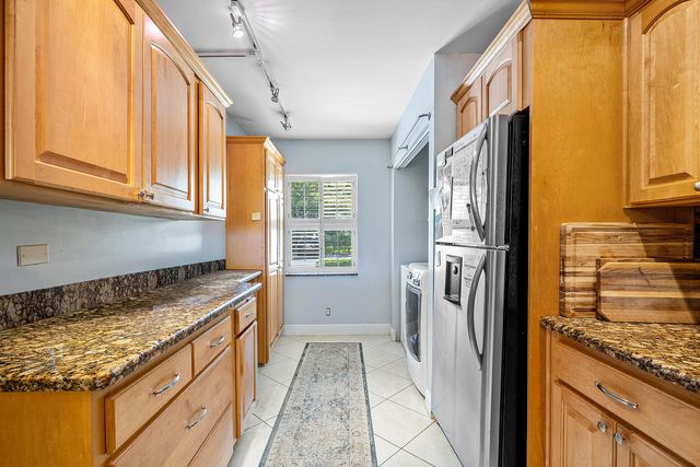 2900 SW 22nd Circle 221f, Delray Beach, FL 33445