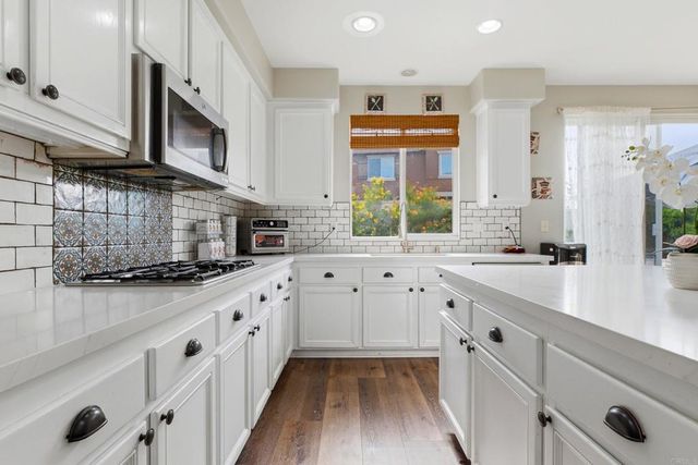 36892 Maxmillian Avenue, Murrieta, CA 92563