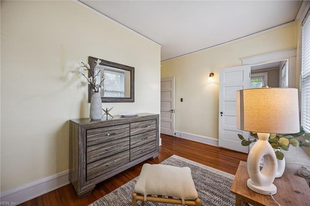 221 E 40th ST, Norfolk, VA 23504