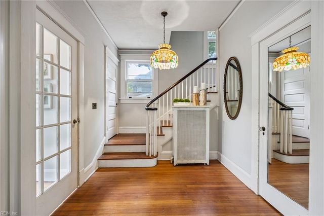 221 E 40th ST, Norfolk, VA 23504