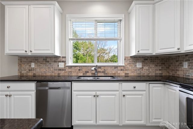 172 Willow Grove Drive, Springboro, OH 45066