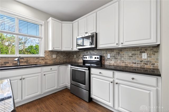 172 Willow Grove Drive, Springboro, OH 45066
