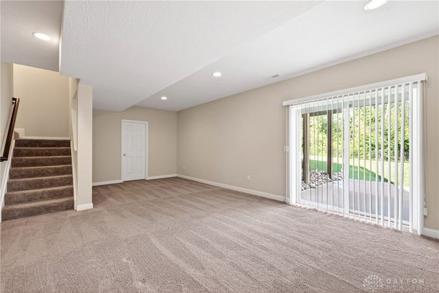 172 Willow Grove Drive, Springboro, OH 45066