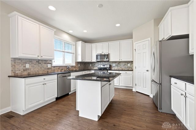 172 Willow Grove Drive, Springboro, OH 45066