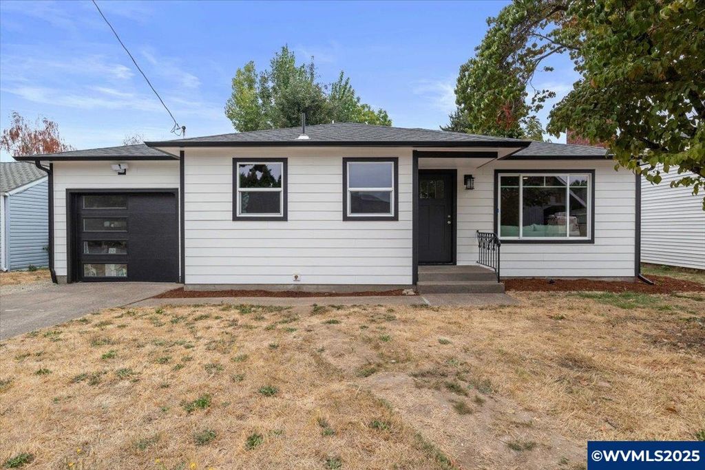 2965 Fredrick St NE, Salem, OR 97301