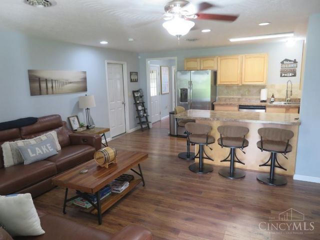 6942 Mountain View Drive, Paint Twp, OH 45133