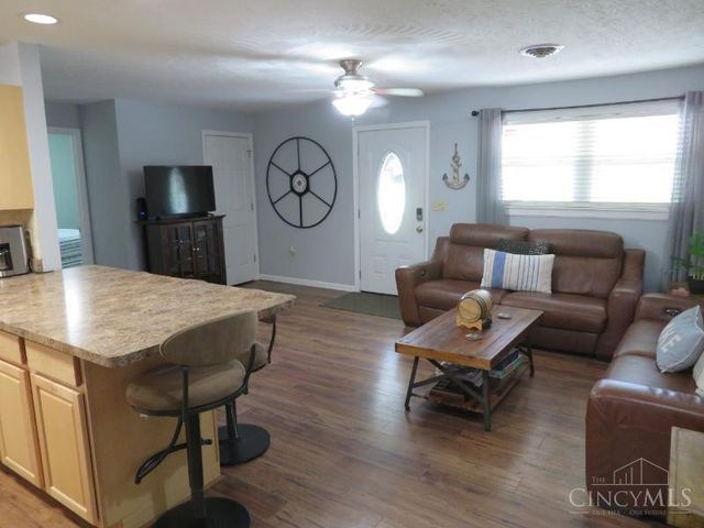 6942 Mountain View Drive, Paint Twp, OH 45133