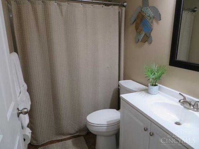 6942 Mountain View Drive, Paint Twp, OH 45133