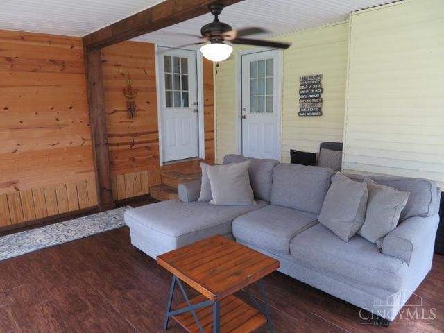 6942 Mountain View Drive, Paint Twp, OH 45133