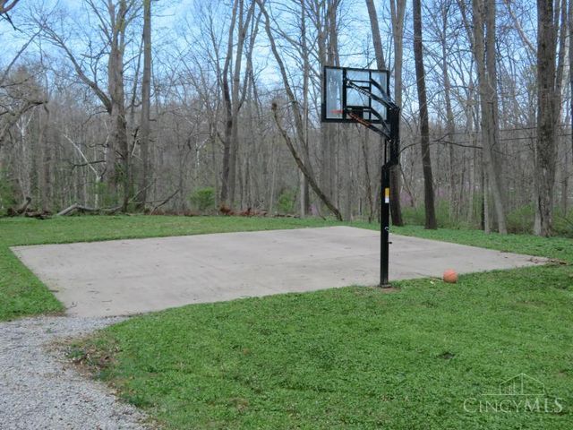 6942 Mountain View Drive, Paint Twp, OH 45133