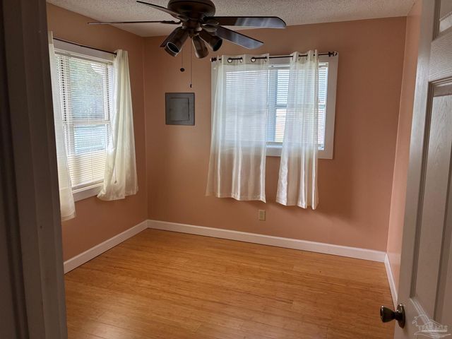 3324 Bonfire Dr, Milton, FL 32583