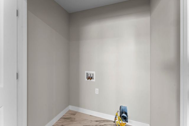 2101 Pleasant Drive, Prescott, WI 54021