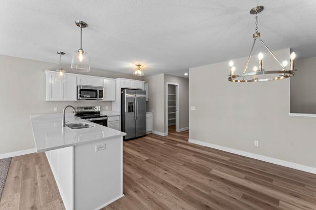 2101 Pleasant Drive, Prescott, WI 54021