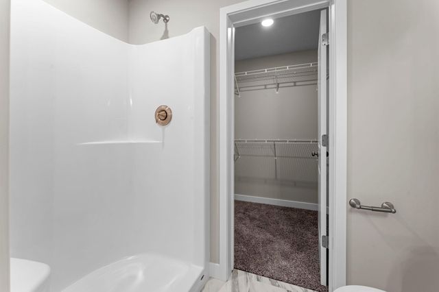 2101 Pleasant Drive, Prescott, WI 54021