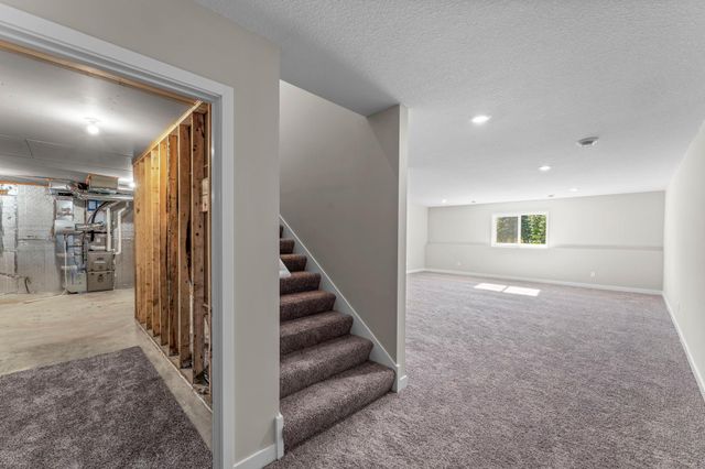 2101 Pleasant Drive, Prescott, WI 54021