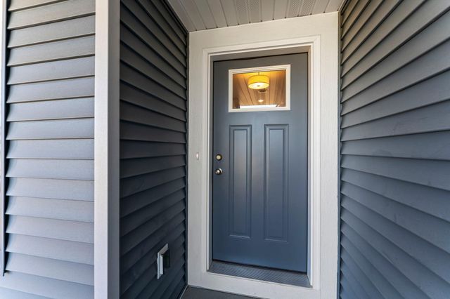 2101 Pleasant Drive, Prescott, WI 54021