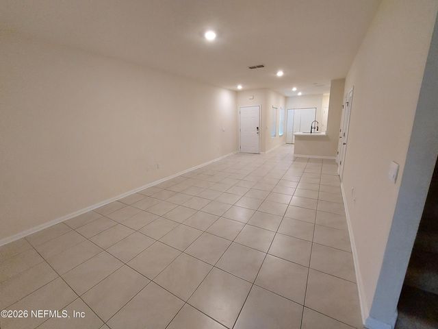 9479 STAR Drive, Jacksonville, FL 32256