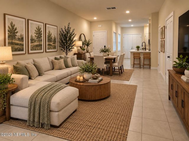 9479 STAR Drive, Jacksonville, FL 32256