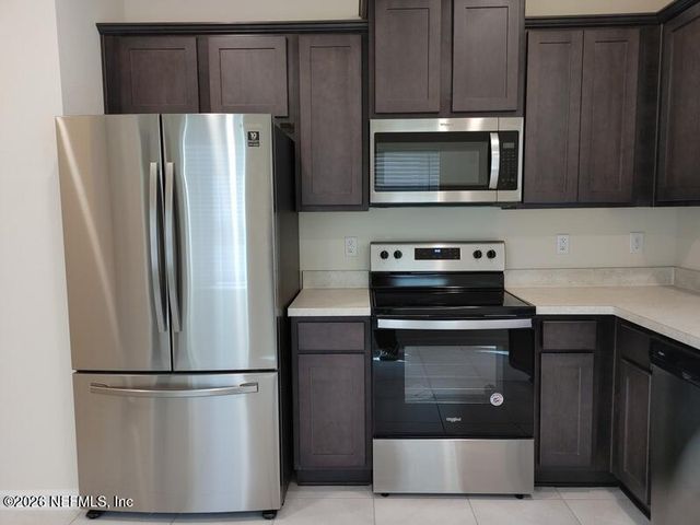 9479 STAR Drive, Jacksonville, FL 32256