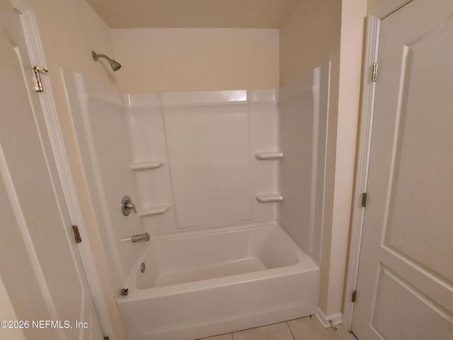9479 STAR Drive, Jacksonville, FL 32256