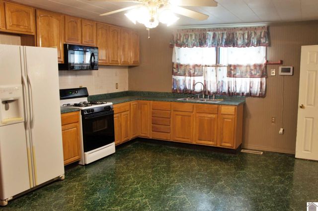 909 S 3rd Street, Paducah, KY 42003