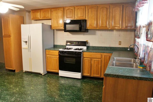 909 S 3rd Street, Paducah, KY 42003