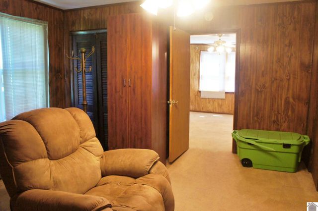 909 S 3rd Street, Paducah, KY 42003