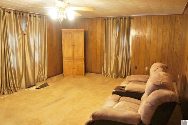 909 S 3rd Street, Paducah, KY 42003