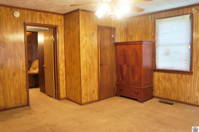 909 S 3rd Street, Paducah, KY 42003