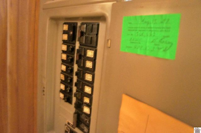 909 S 3rd Street, Paducah, KY 42003