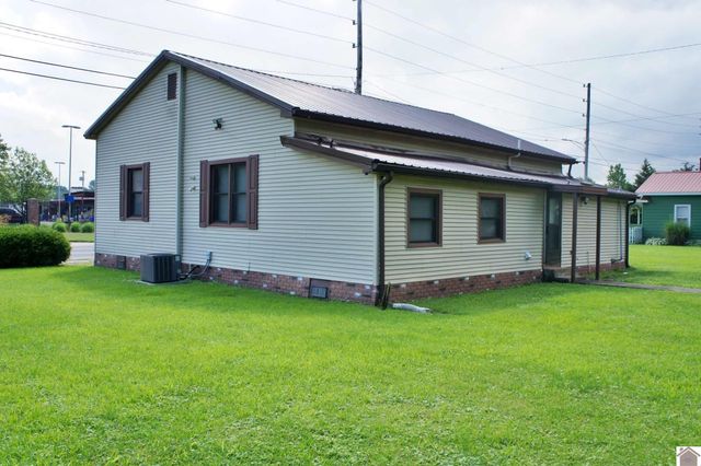 909 S 3rd Street, Paducah, KY 42003