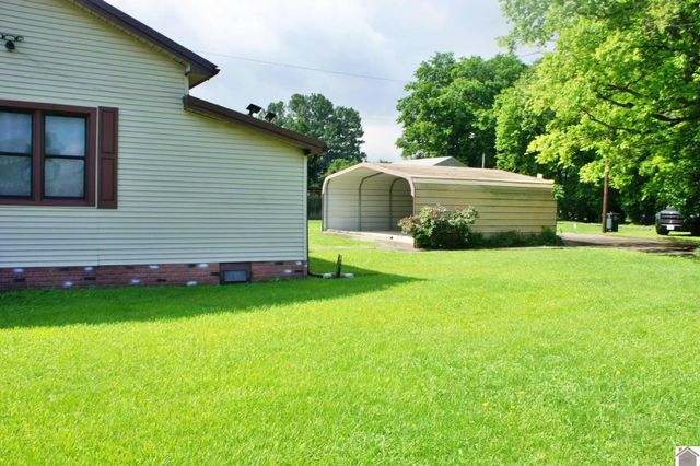 909 S 3rd Street, Paducah, KY 42003