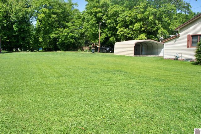 909 S 3rd Street, Paducah, KY 42003