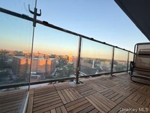 41-62 Bowne Street 9F, Flushing, NY 11355