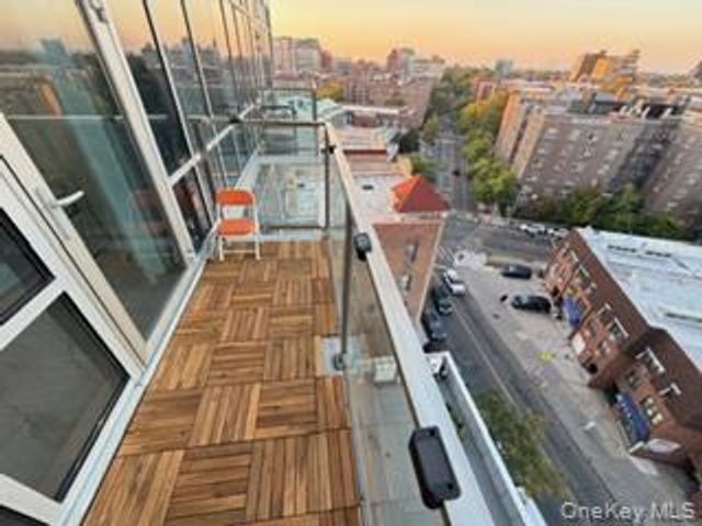 41-62 Bowne Street 9F, Flushing, NY 11355