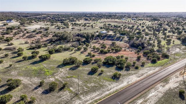 442 Hollow Drive, Lipan, TX 76462
