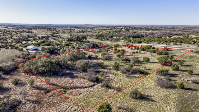 442 Hollow Drive, Lipan, TX 76462