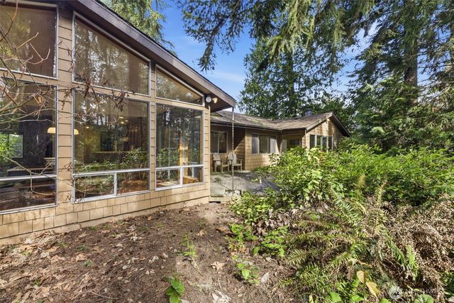 20319 92nd Avenue W, Edmonds, WA 98020