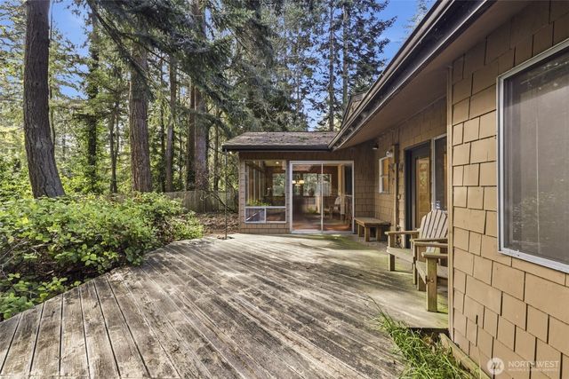 20319 92nd Avenue W, Edmonds, WA 98020