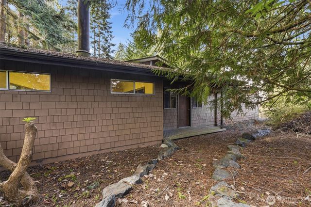 20319 92nd Avenue W, Edmonds, WA 98020