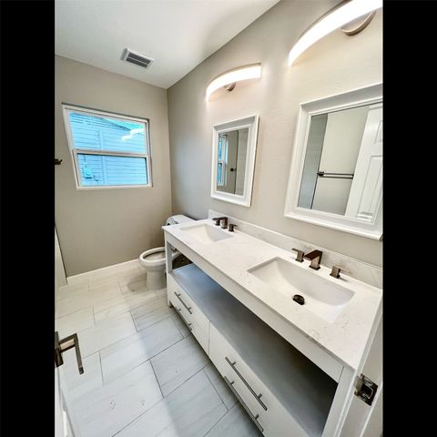 2107 Hedgerow Street, Arlington, TX 76010