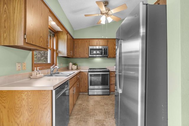 N469 MAYFLOWER DRIVE, Appleton, WI 54914