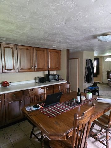 252 Mount Olive Rd, Donegal, PA 15622