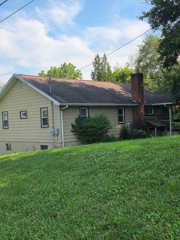 252 Mount Olive Rd, Donegal, PA 15622