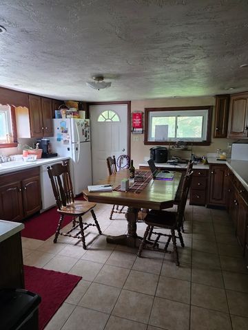 252 Mount Olive Rd, Donegal, PA 15622