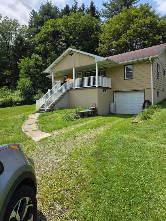 252 Mount Olive Rd, Donegal, PA 15622
