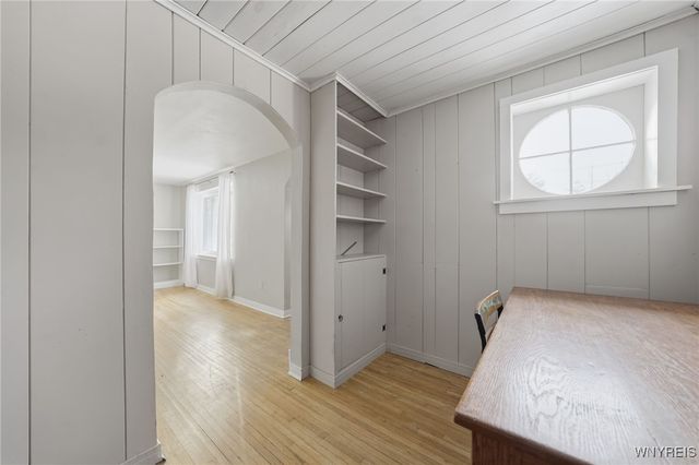 5871 Cole Road, Orchard Park, NY 14127